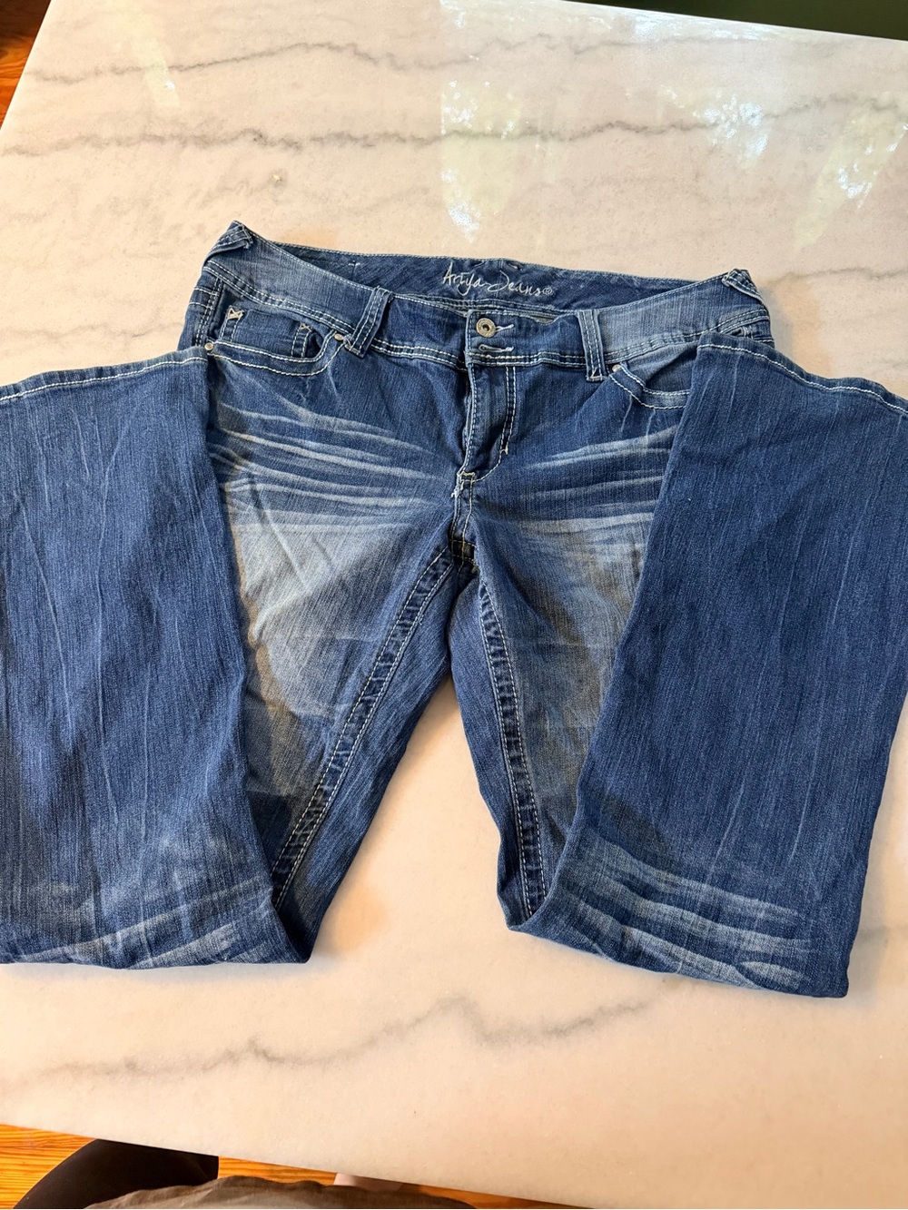 Ariya Boot Cut Jeans in Blue with Fading